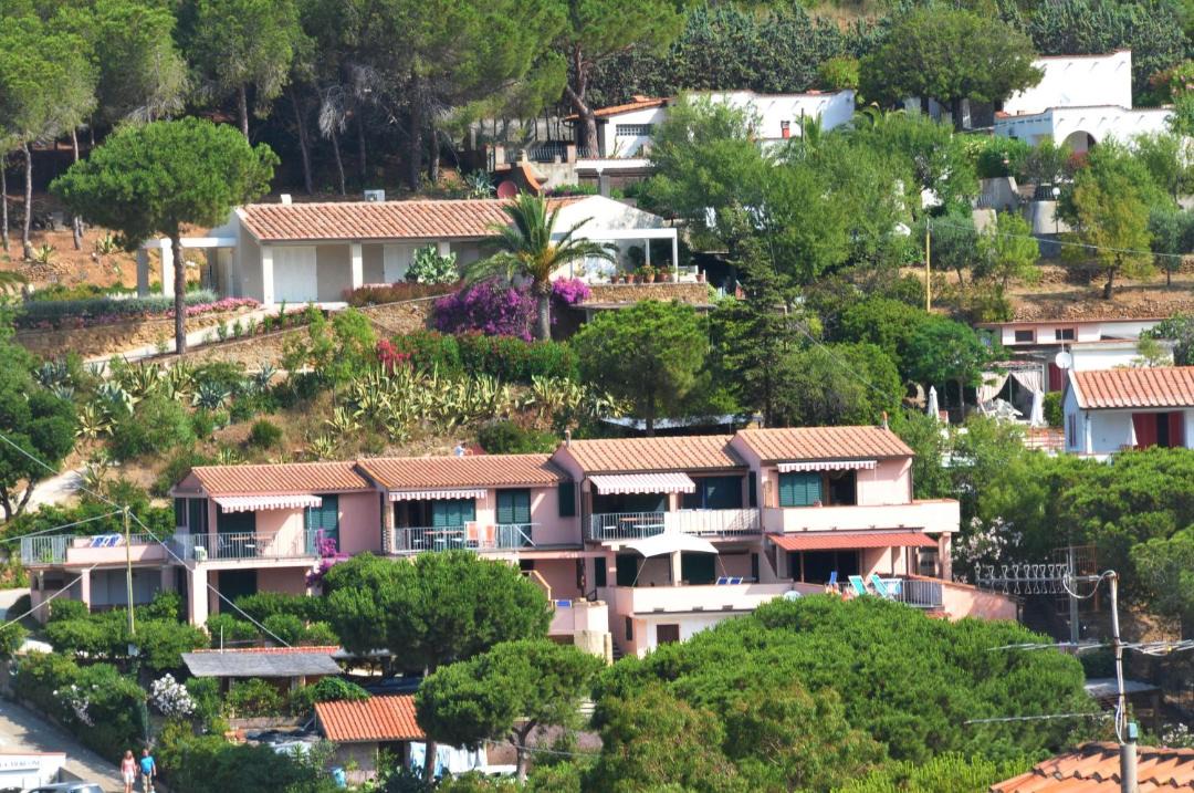 Photo of Buildings in Morcone