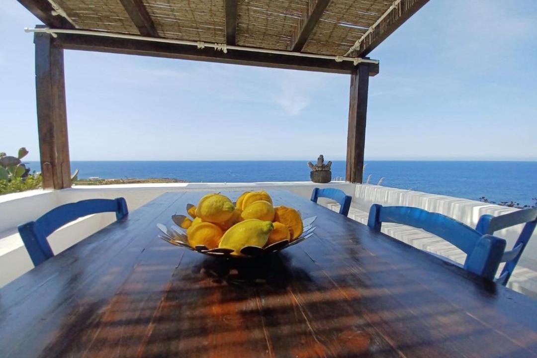 Photo of Patio Balcony in Pantelleria