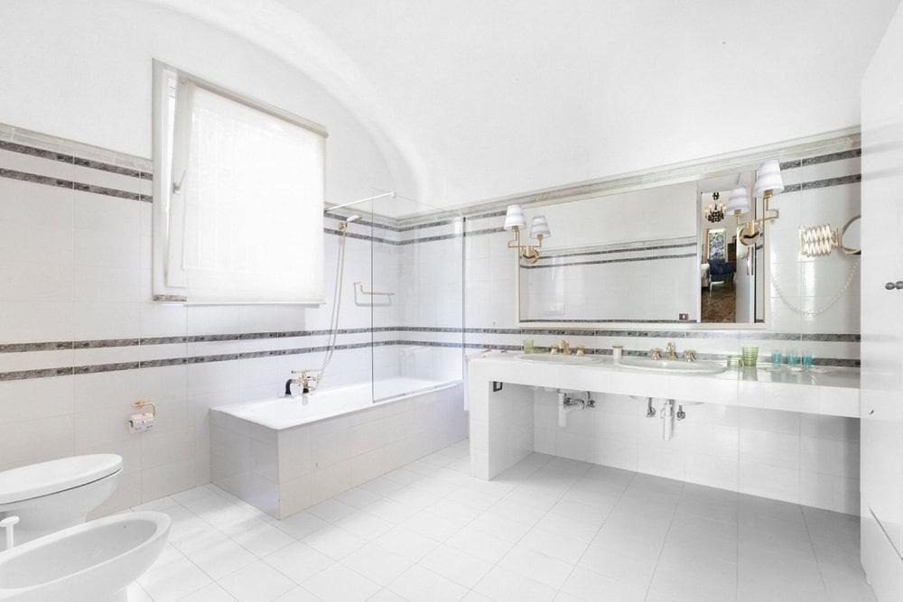 Photo of Bathroom in Arienzo
