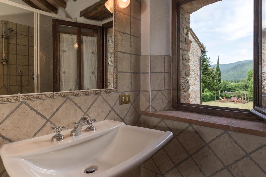Photo of Bathroom in Montieri