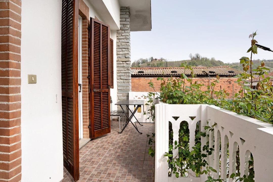 Photo of Patio Balcony in Dogliani
