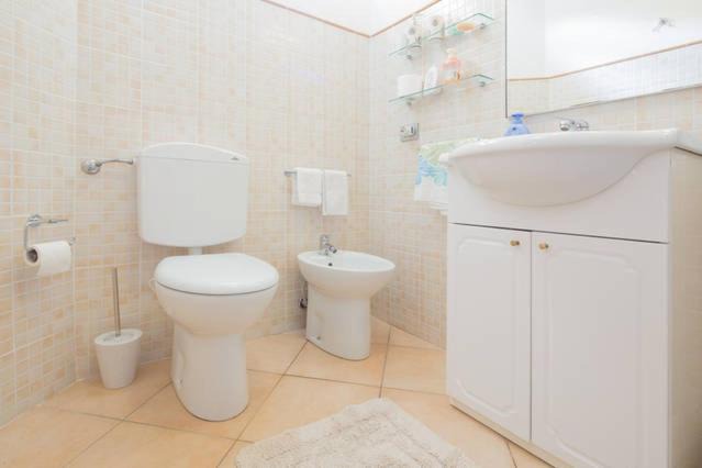 Photo of Bathroom in Roddino