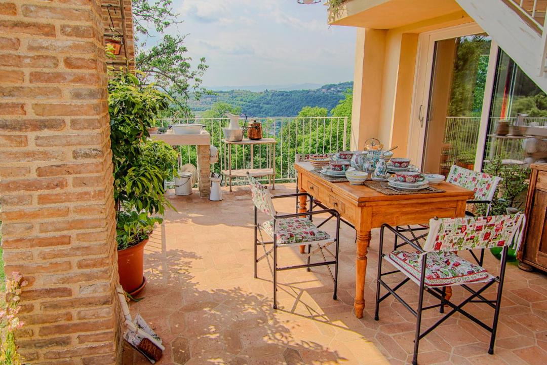 Photo of Patio Balcony in Val Liona
