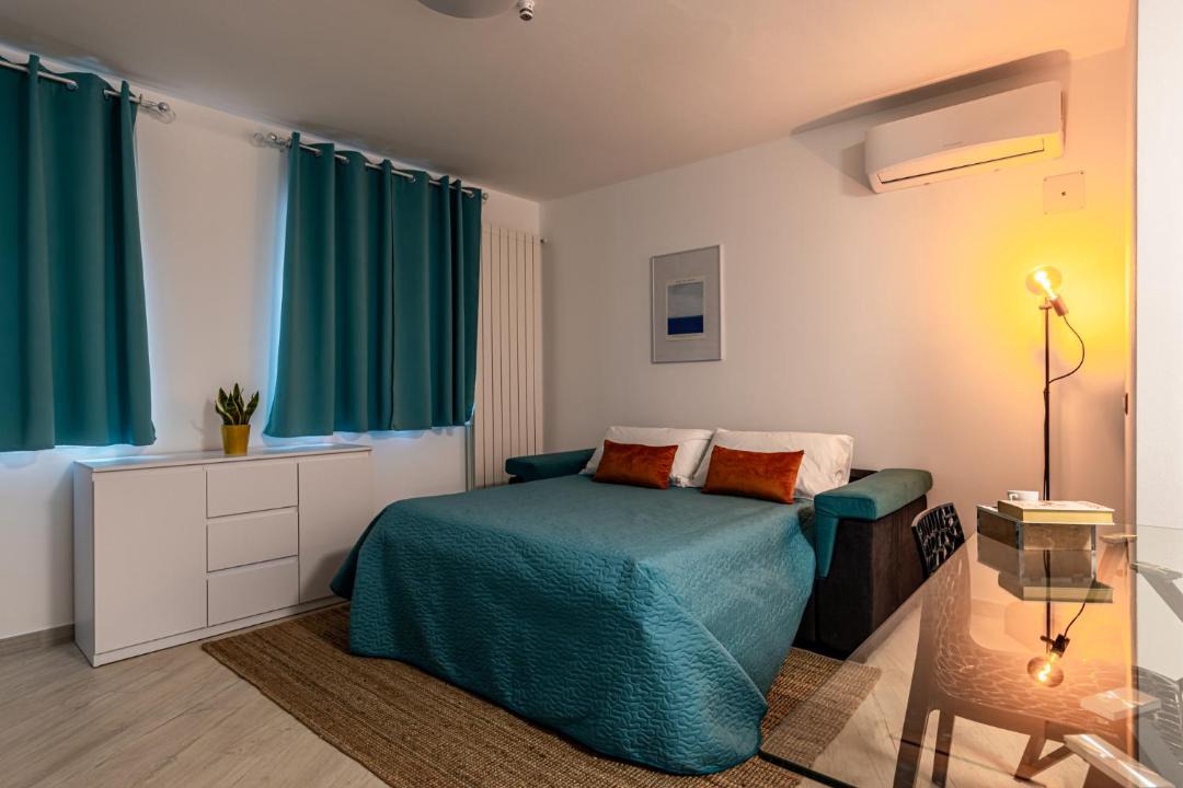 Photo of Bedroom in Porto Ceresio
