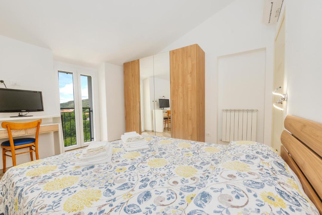 Photo of Bedroom in Castiglione Chiavarese