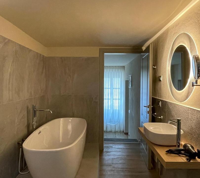 Photo of Bathroom in Boves