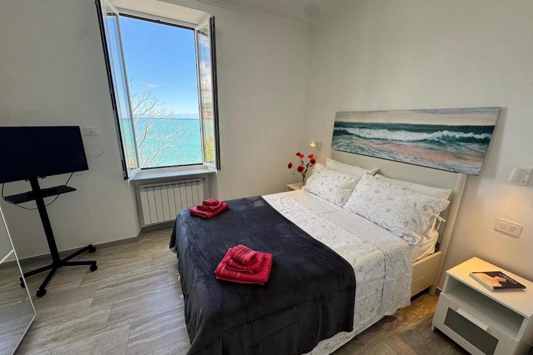 Photo of Bedroom in Bussana
