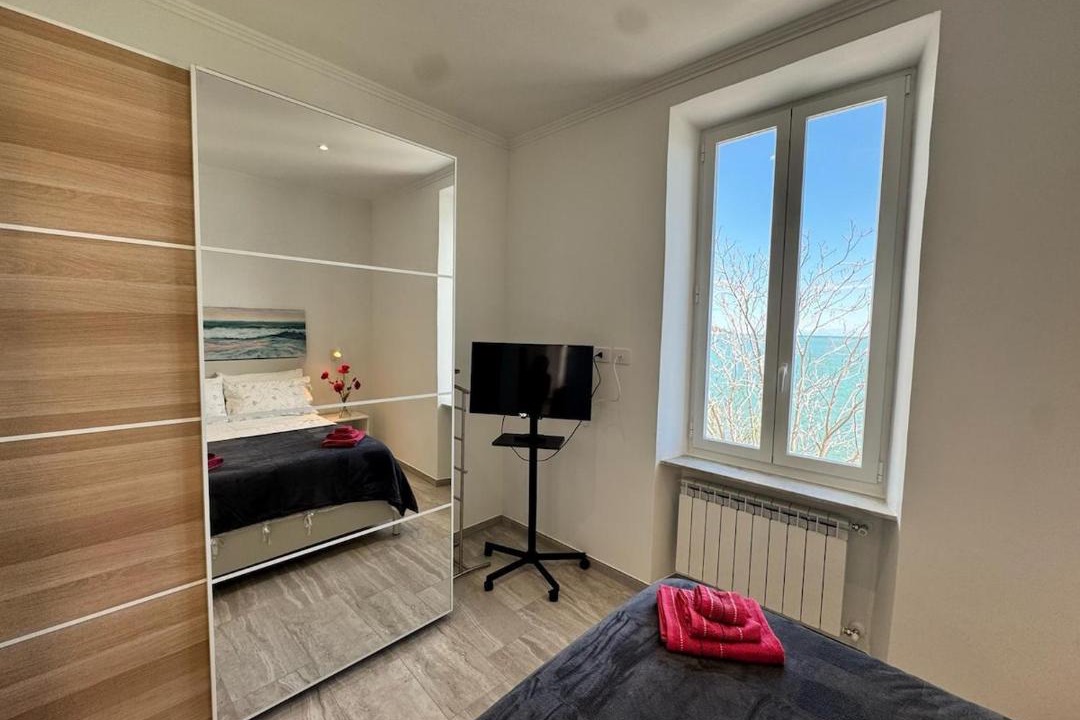 Photo of Bedroom in Bussana
