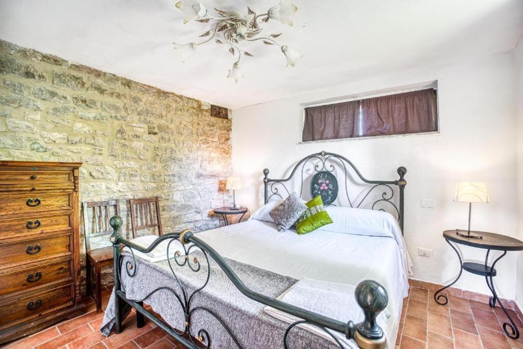 Photo of Bedroom in Monteluiano