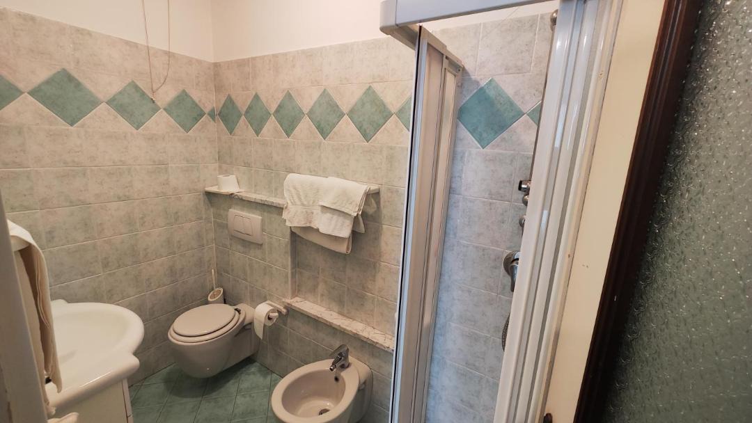 Photo of Bathroom in Vernante