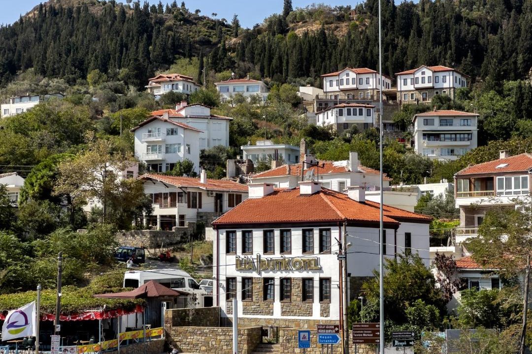 Photo of Buildings in Kilitbahir Koyu