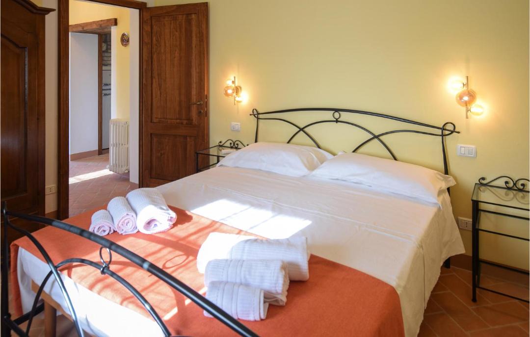 Photo of Bedroom in Fratta
