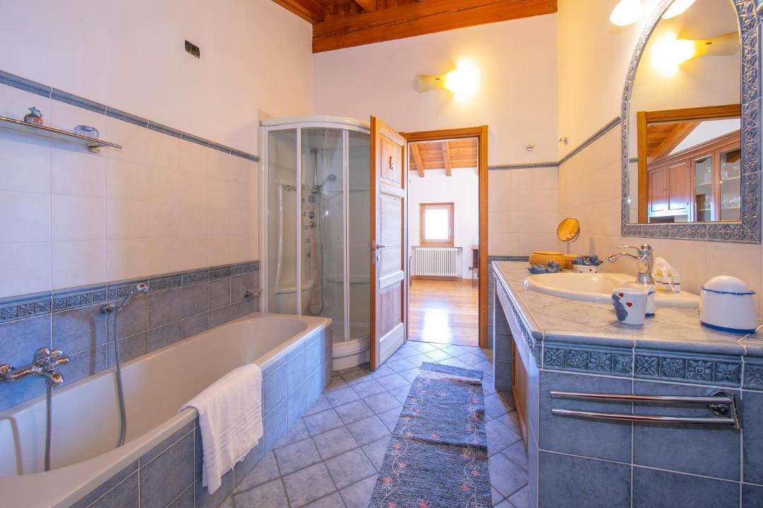 Photo of Bathroom in Castelveccana