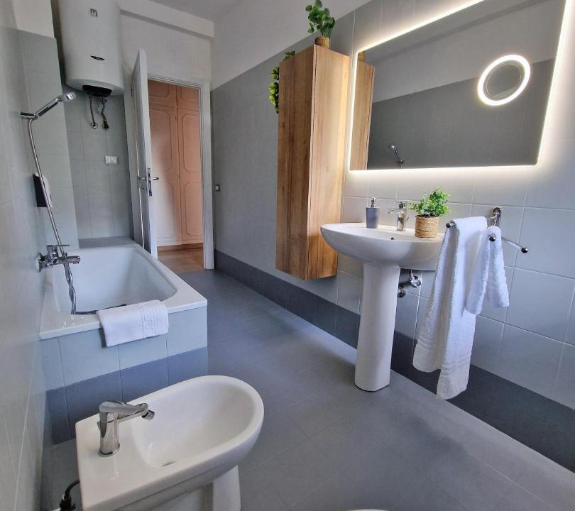 Photo of Bathroom in Cinecitta