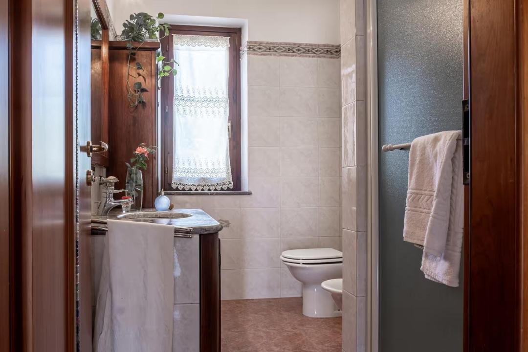 Photo of Bathroom in Porano