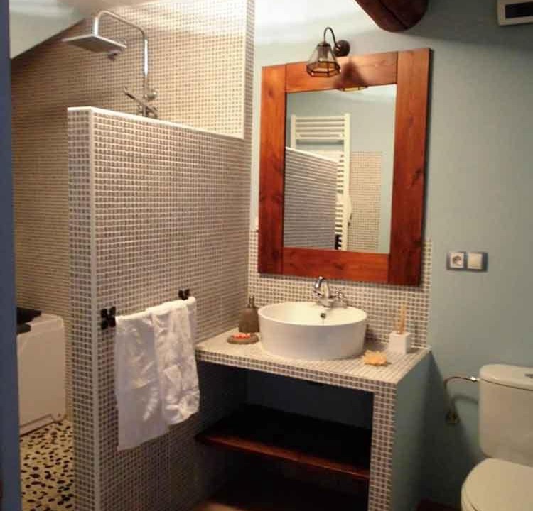 Photo of Bathroom in Campo de San Pedro