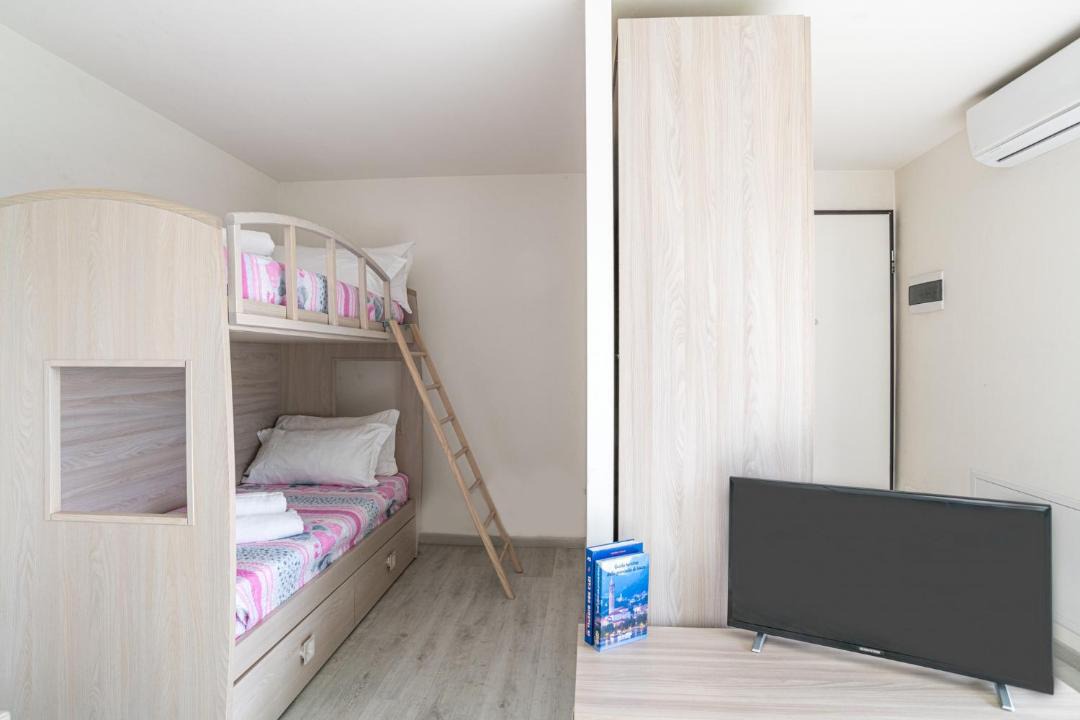 Photo of Bedroom in Mandello del Lario