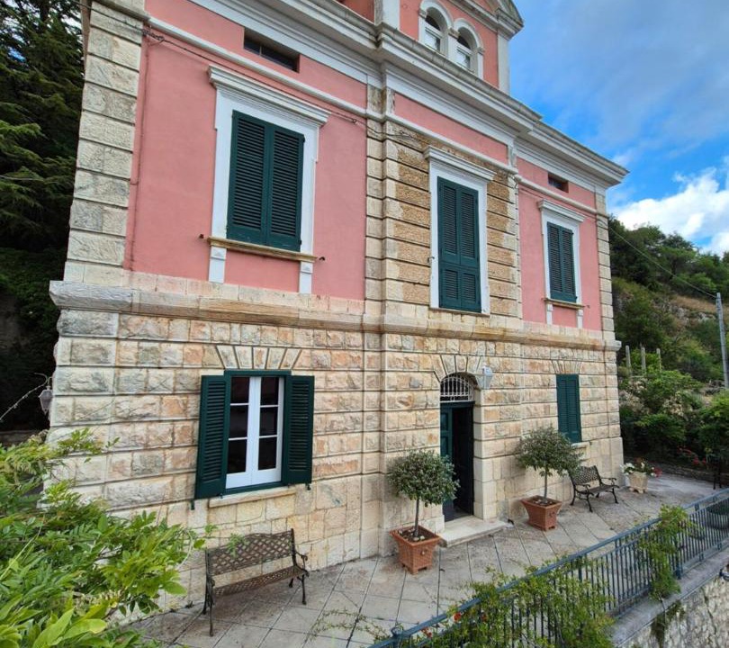 Photo of Others in Roccamandolfi