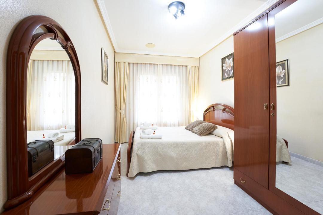 Photo of Bedroom in Aliaga