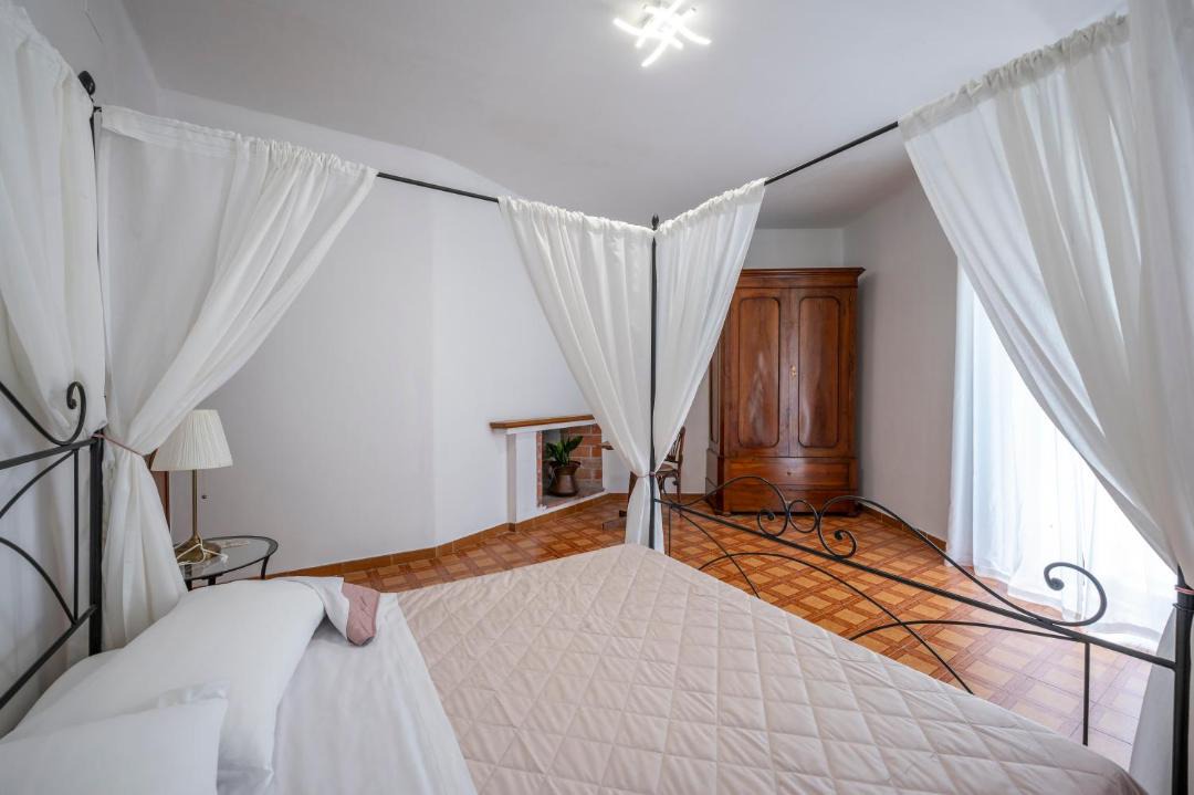 Photo of Bedroom in Monteroduni