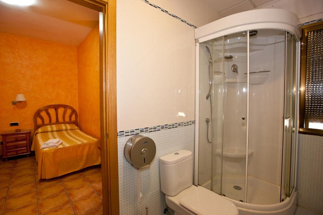 Photo of Bathroom in Mocejon