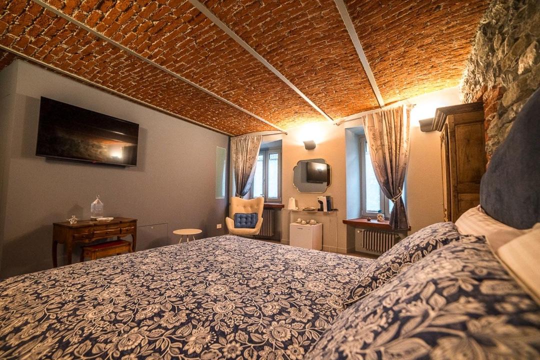 Photo of Bedroom in Donnas