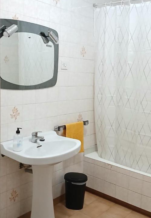 Photo of Bathroom in Saldes