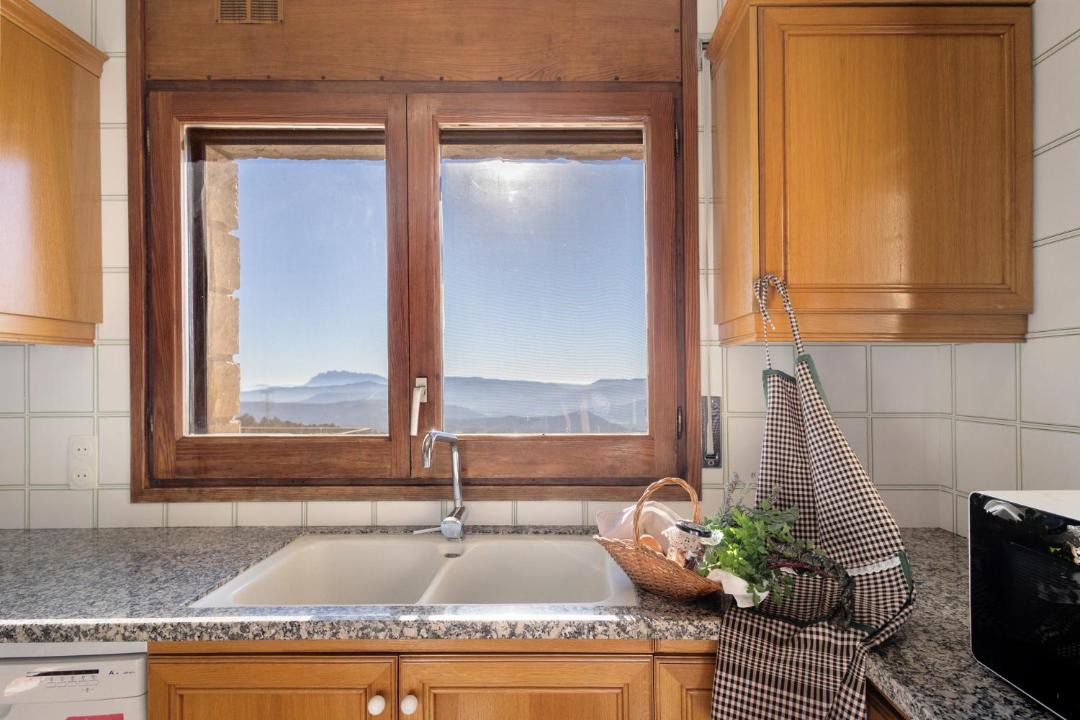 Photo of Kitchen in Sant Mateu de Bages