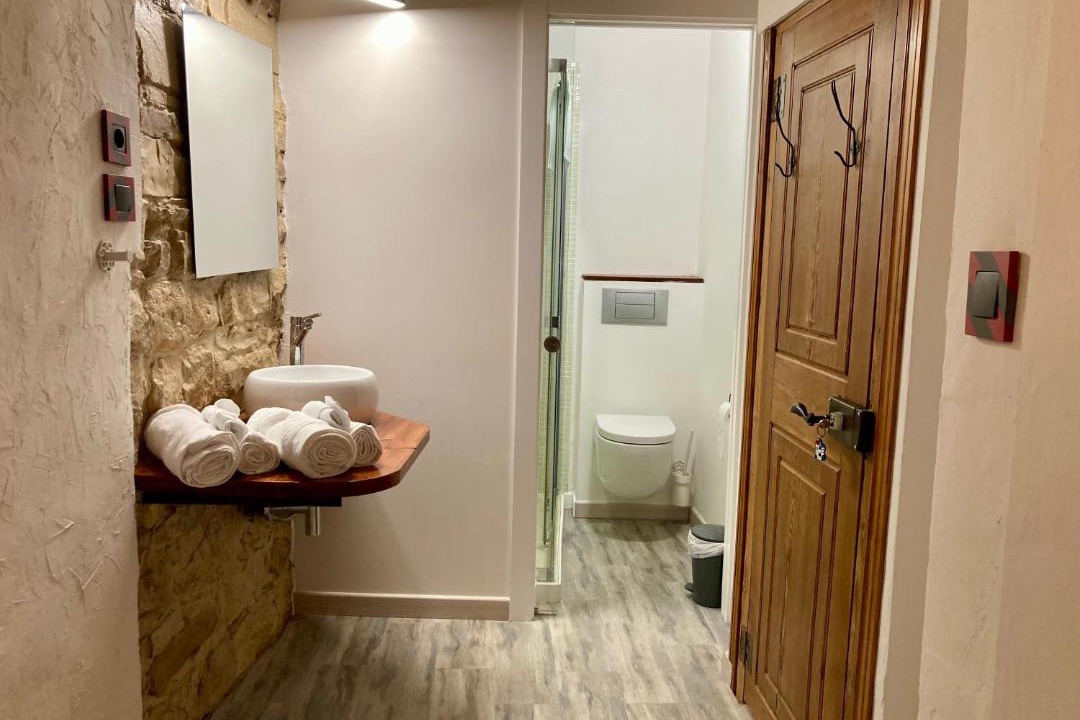 Photo of Bathroom in Belltall