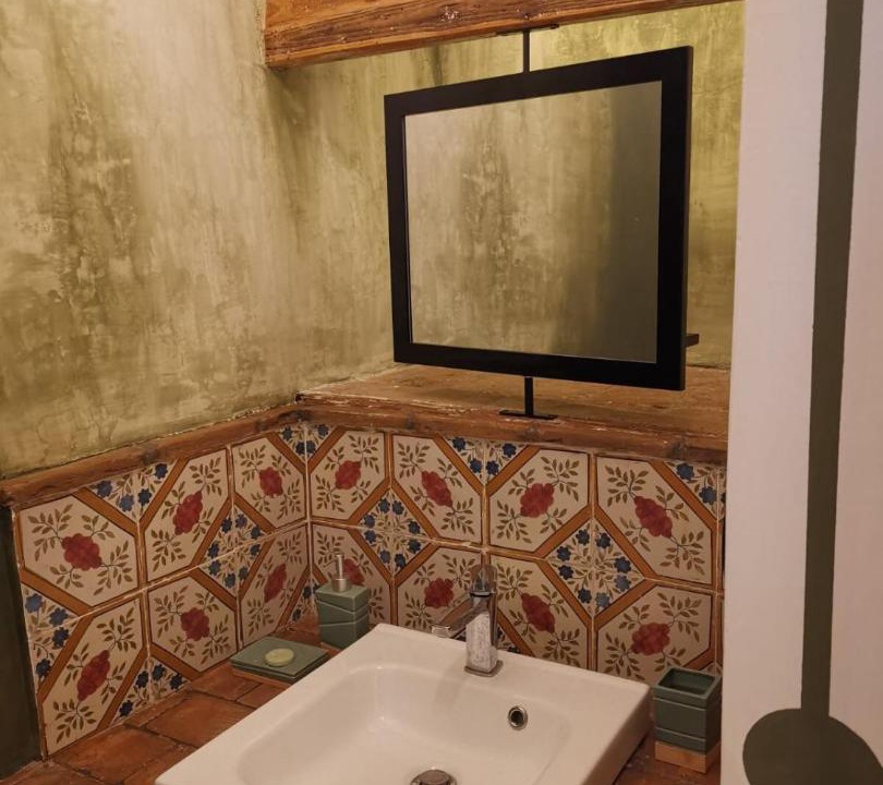 Photo of Bathroom in Tivoli