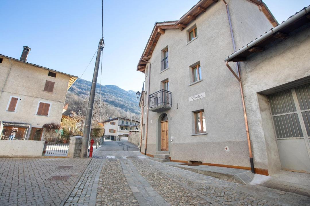 Photo of Buildings in Mazzo di Valtellina