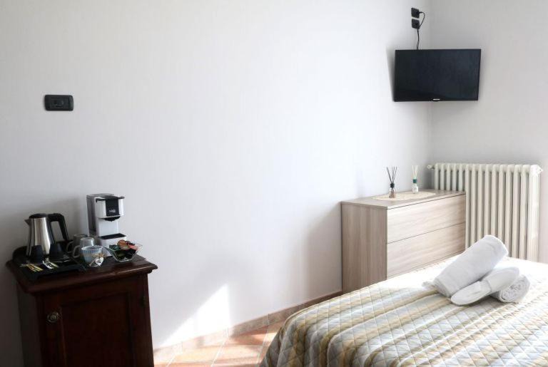 Photo of Bedroom in Monteu Roero