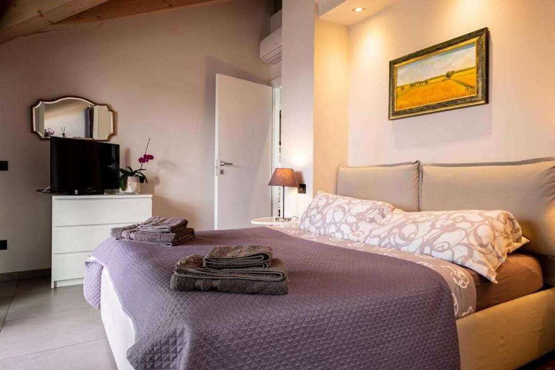 Photo of Bedroom in Lesa