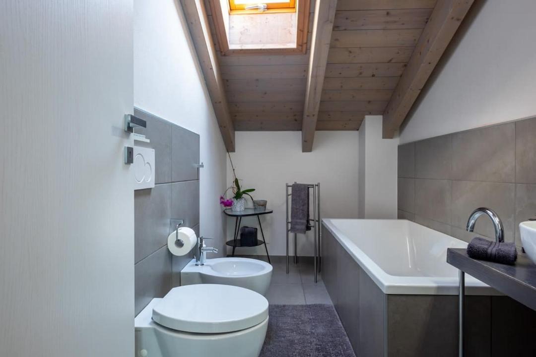 Photo of Bathroom in Lesa