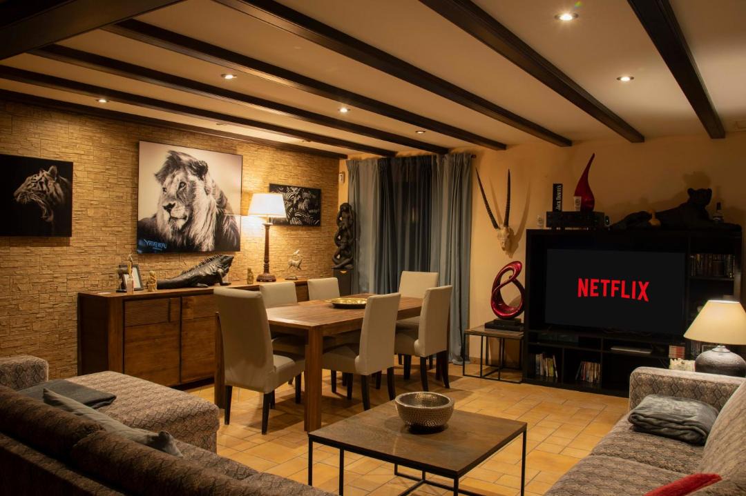 Photo of Livingroom in Tales