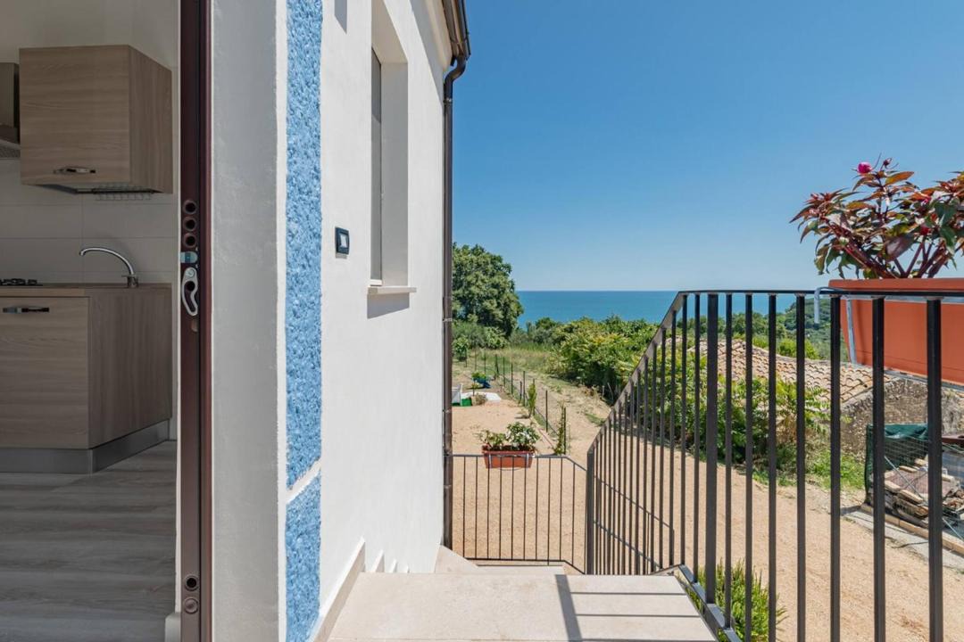 Photo of Patio Balcony in Rocca San Giovanni