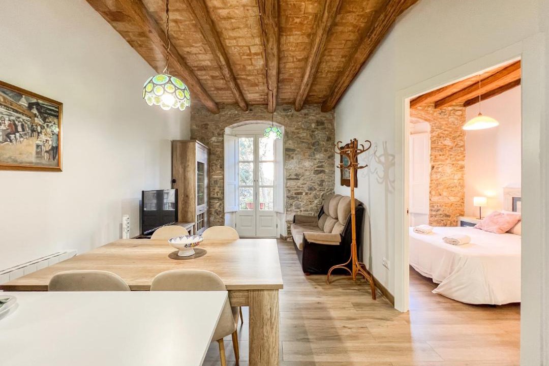 Photo of Others in Besalu