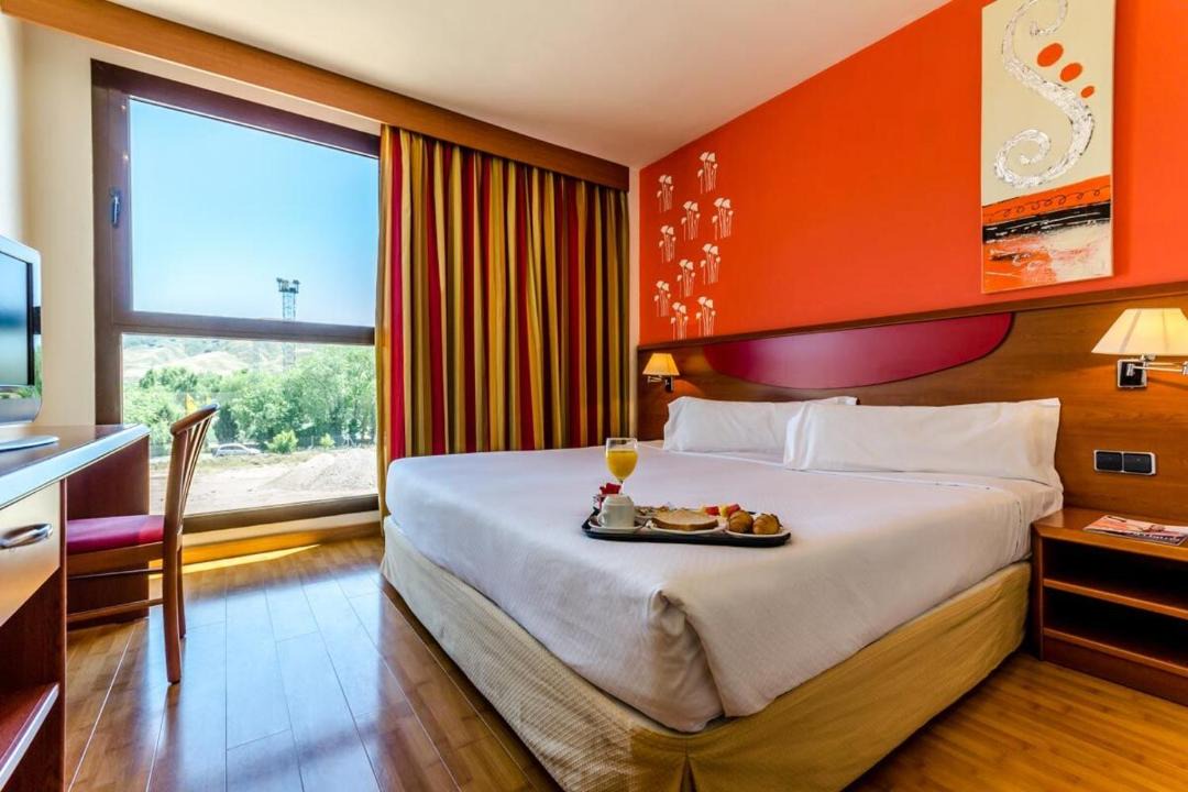 Photo of Bedroom in Alcala de Henares