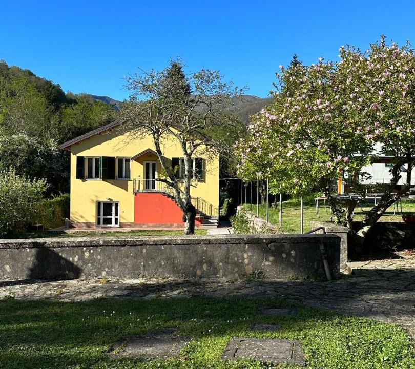 Photo of Others in Varese Ligure