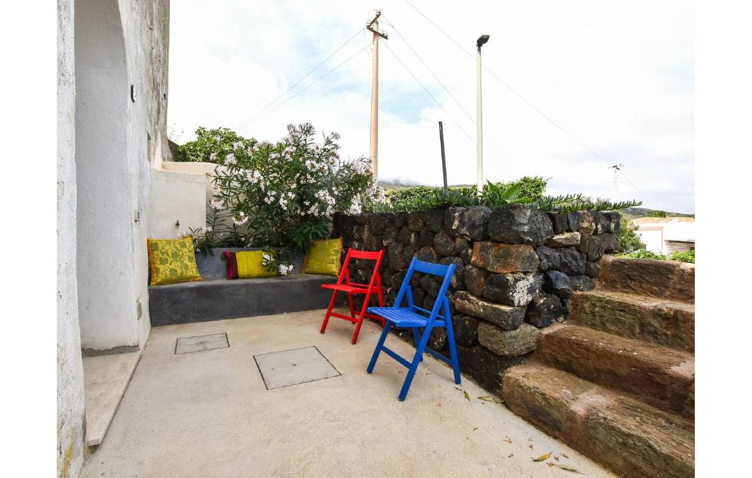 Photo of Patio Balcony in Kamma