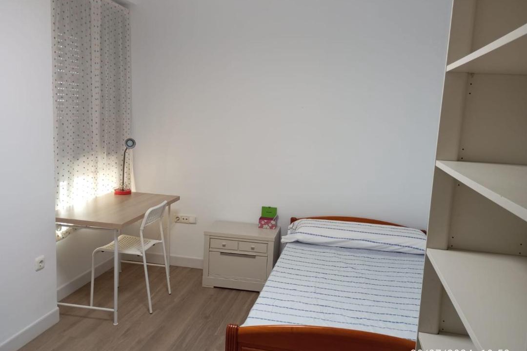 Photo of Bedroom in Adra