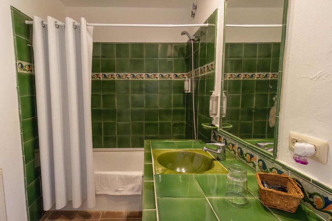 Photo of Bathroom in Peratallada