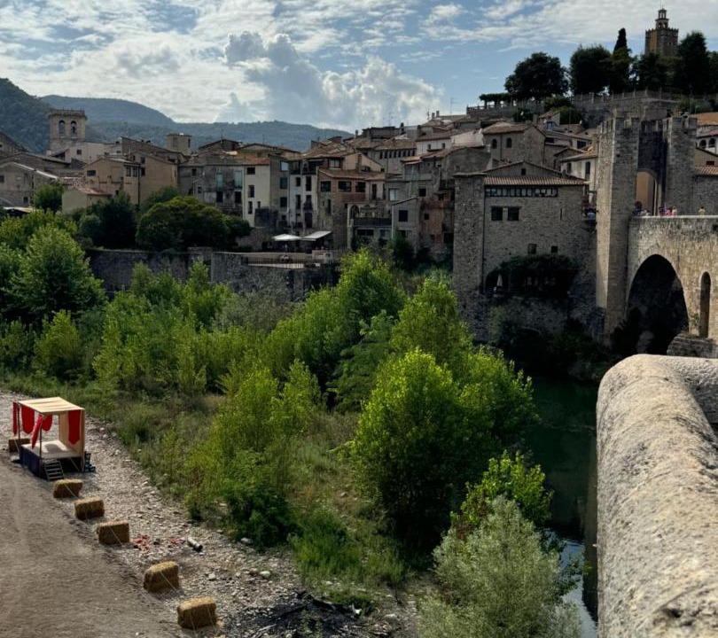 Photo of Others in Besalu