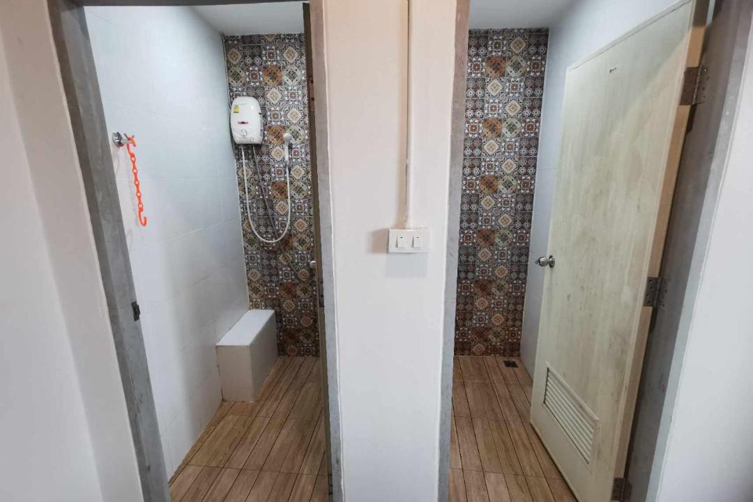 Photo of Bathroom in Pom Prap
