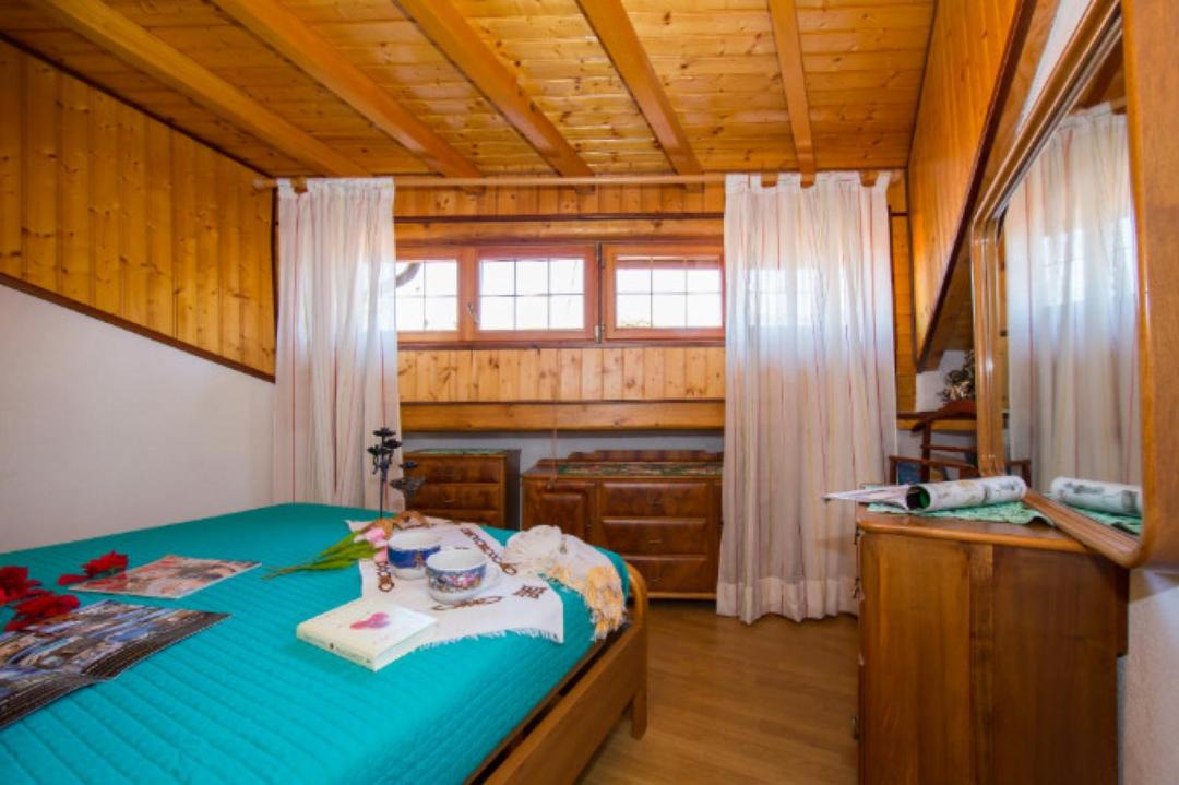 Photo of Bedroom in Brusimpiano