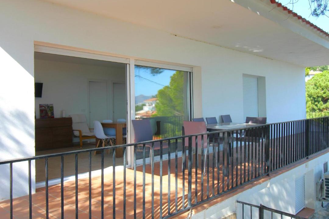 Photo of Patio Balcony in Llanca