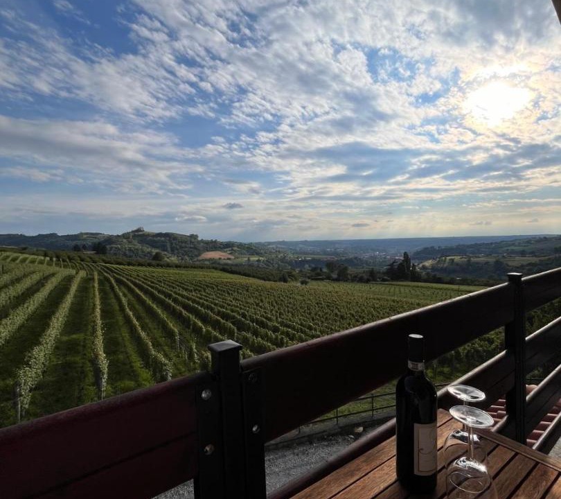 Photo of Patio Balcony in Dogliani