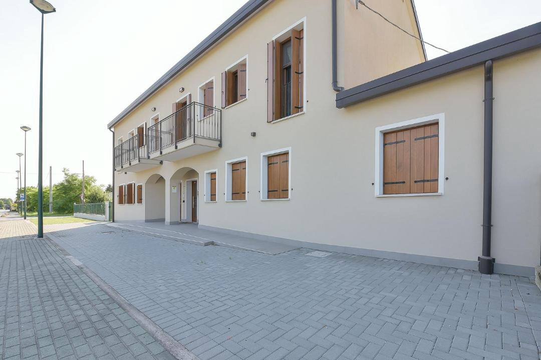 Photo of Others in Tessera