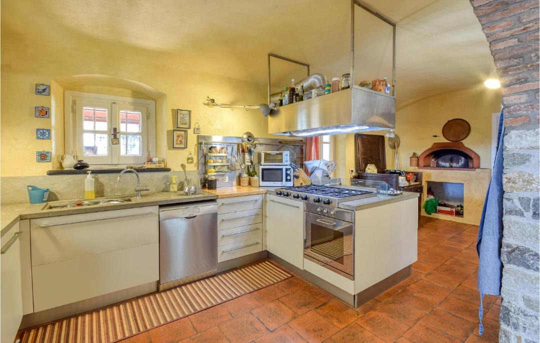 Photo of Kitchen in San Salvatore