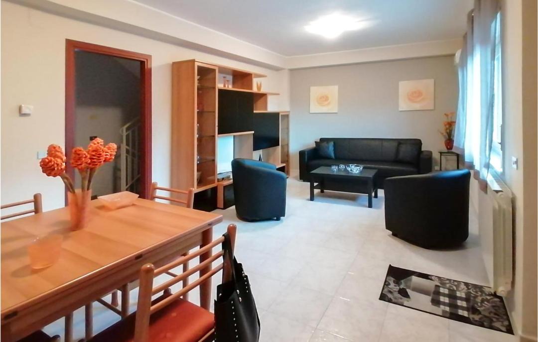 Photo of Livingroom in Mitogio